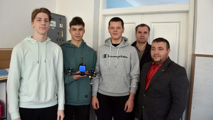 article-image