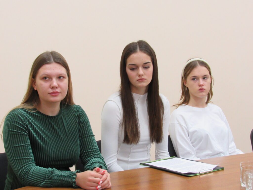 article-image