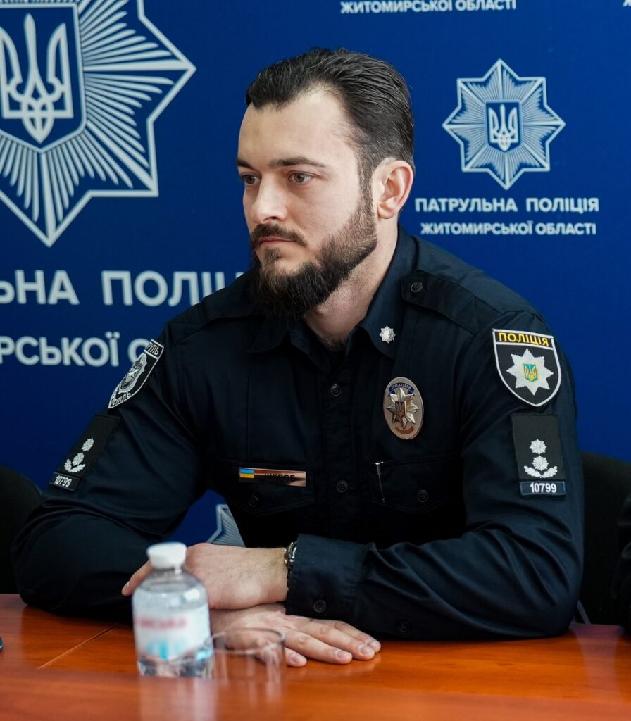 article-image