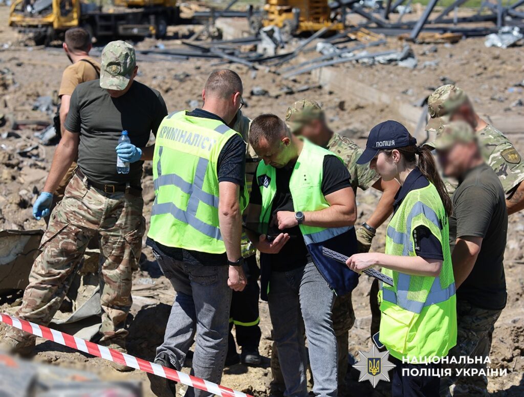 Завершено розслідування вибухів в Березині: правоохоронці провели понад 700 слідчих дій та 400 експертиз