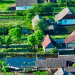 Рятувальники ДСНС ліквідовують підтоплення 20 домоволодінь у Коростенському районі
