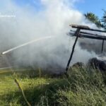 На Коростенщині під час пожежі згорів сінник та зайнялася господарча будівля