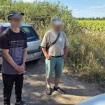 На Житомирщині батько та син намагалися організувати незаконний перетин кордону з білоруссю двома автівками.